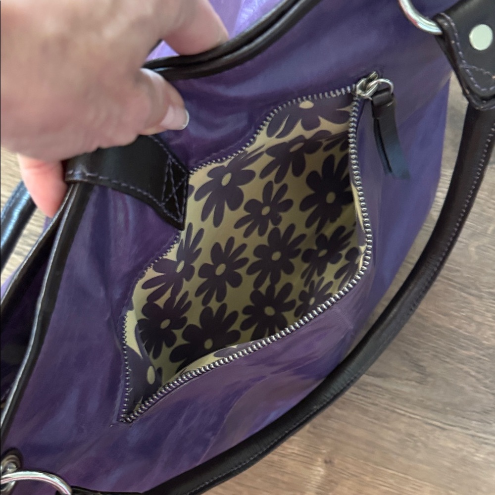 Nino BOSSI Purple Leather Shoulder Bag - Picture 11 of 11